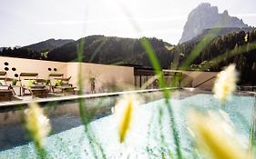 Hotel Touring Santa Cristina Val Gardena